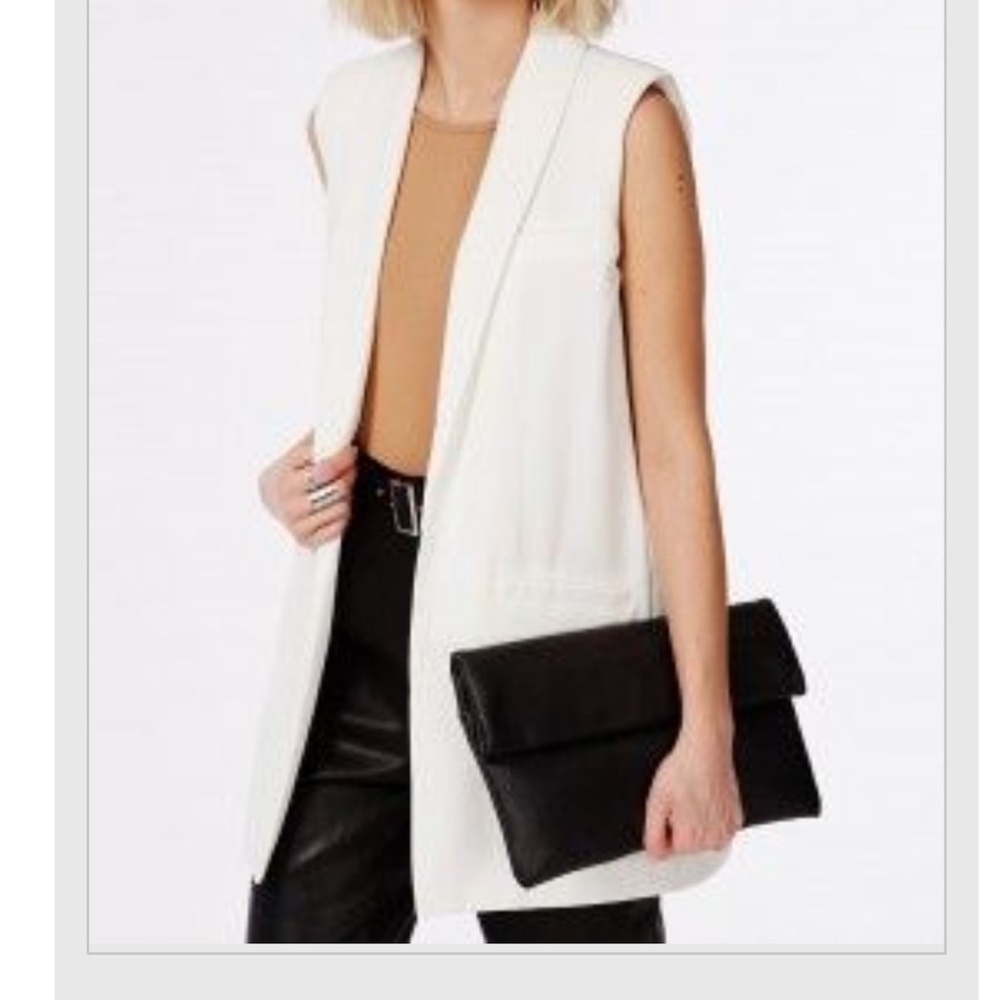 Gianni Bini White Trendy Sleeveless Elegant Vest Size 0